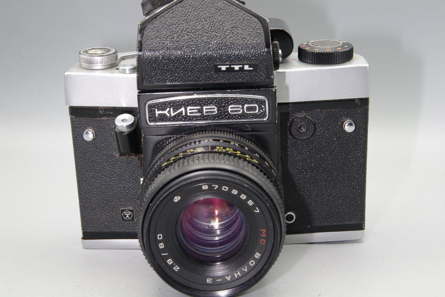 Kiev 60 6x6 Medium Format Camera with Volna‑3 80mm f/2.8 Lens – Working