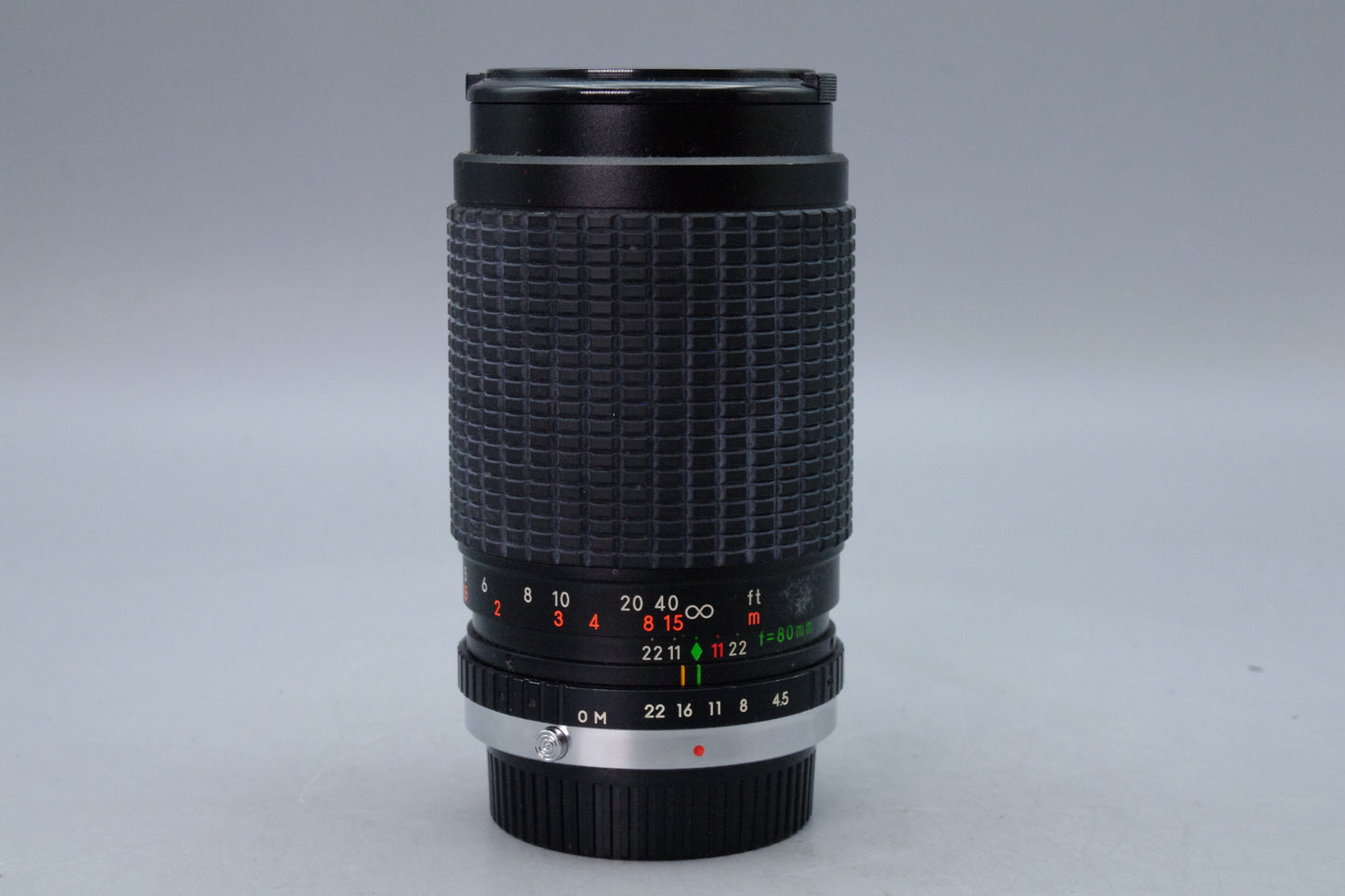 Sunagor 80–200mm f/4.5–5.5 Macro Zoom Lens – Olympus OM Mount – Excellent