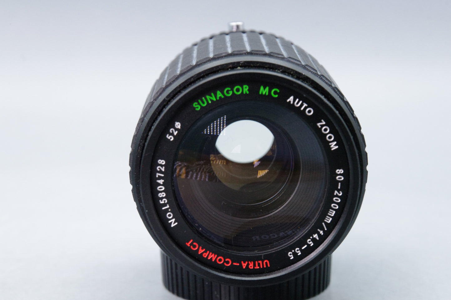 Sunagor 80–200mm f/4.5–5.5 Macro Zoom Lens – Olympus OM Mount – Excellent