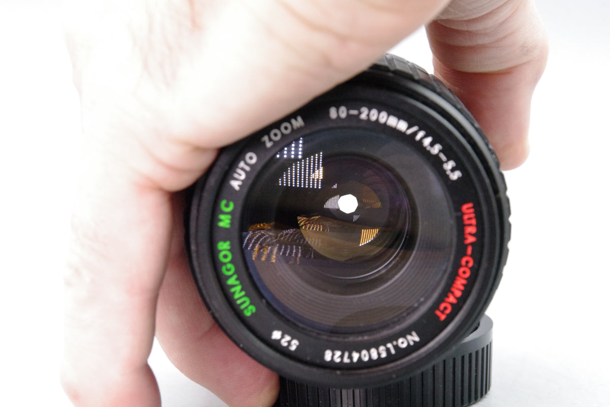Sunagor 80–200mm f/4.5–5.5 Macro Zoom Lens – Olympus OM Mount – Excellent
