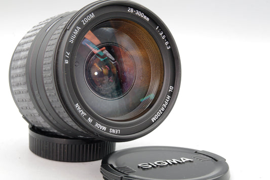 Sigma  28-300mm F/3.5-6.3 DL Hyperzoom Lens - Nikon F Mount - Excellent