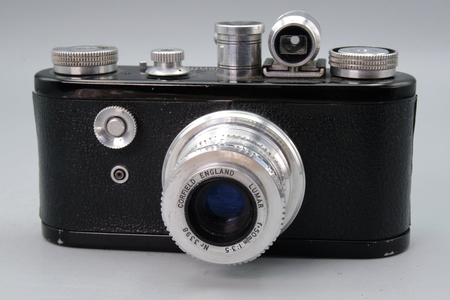 Corfield Periflex 1 35mm Camera with 50mm f/3.5 Lumar Lens – Excellent