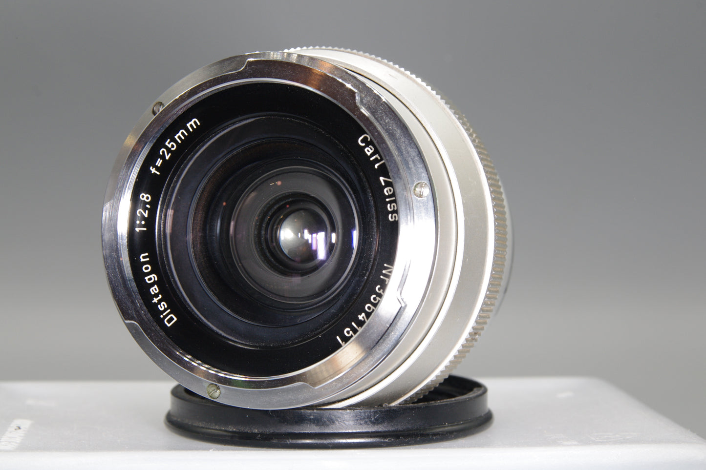 Carl Zeiss Distagon 25mm F/2.8 Prime Lens - Contarex Mount - Excellent