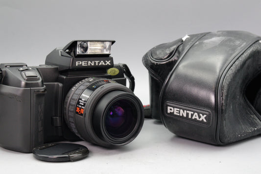 Pentax SFXn 35mm SLR with 35‑70mm Power Zoom Lens & Case – Tested – VGC