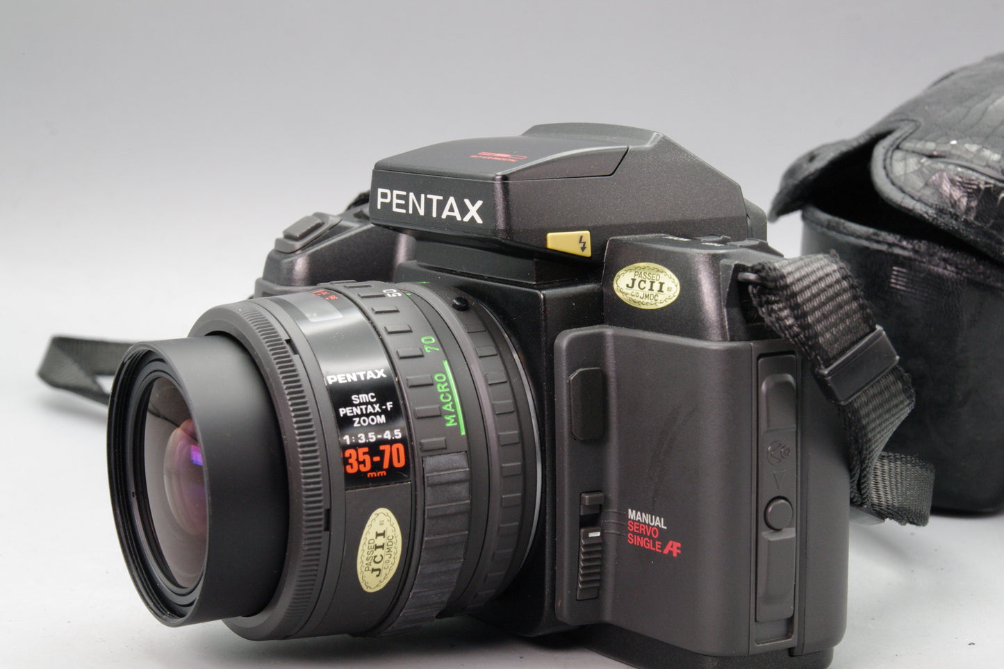 Pentax SFXn 35mm SLR with 35‑70mm Power Zoom Lens & Case – Tested – VGC