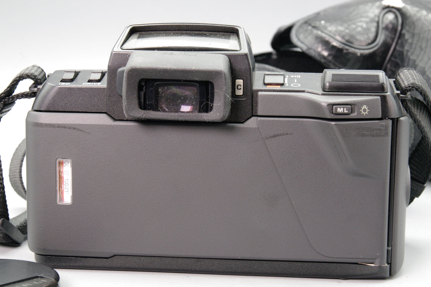 Pentax SFXn 35mm SLR with 35‑70mm Power Zoom Lens & Case – Tested – VGC