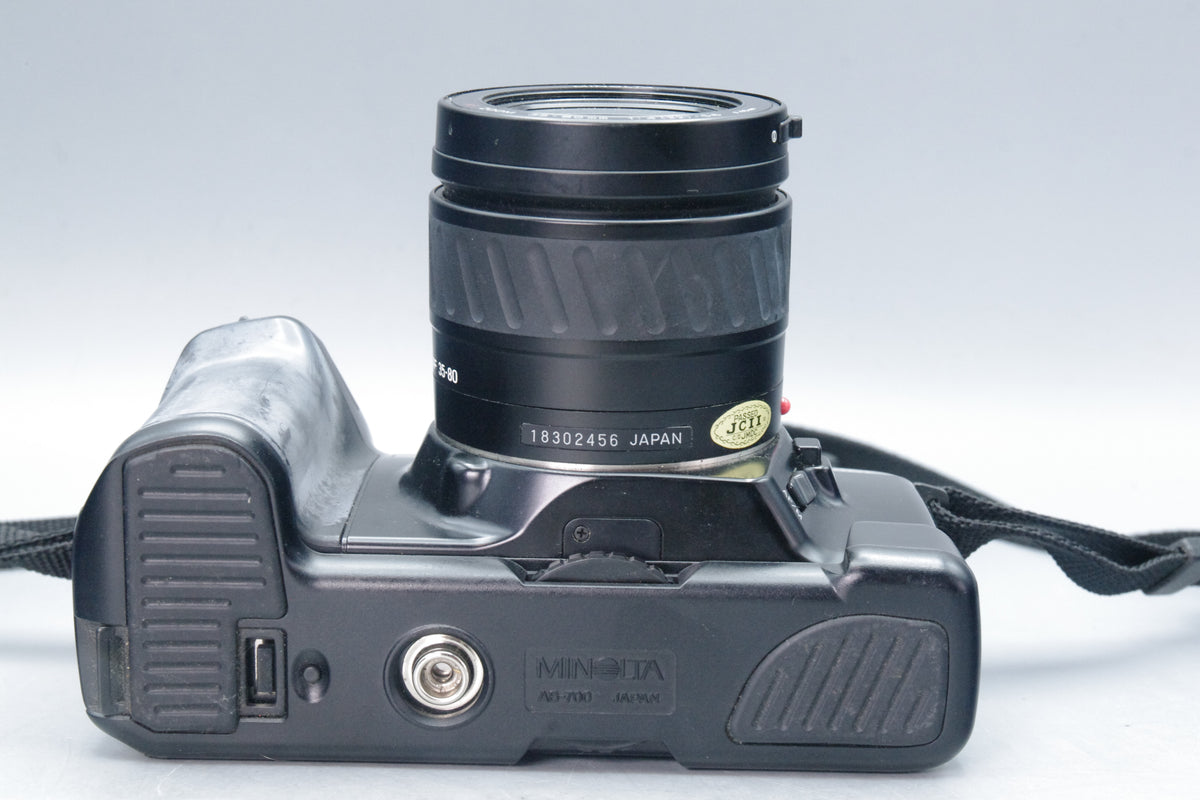 Minolta Dynax 7000i with Minolta 35–80mm f/4–5.6 Lens – Tested – VGC