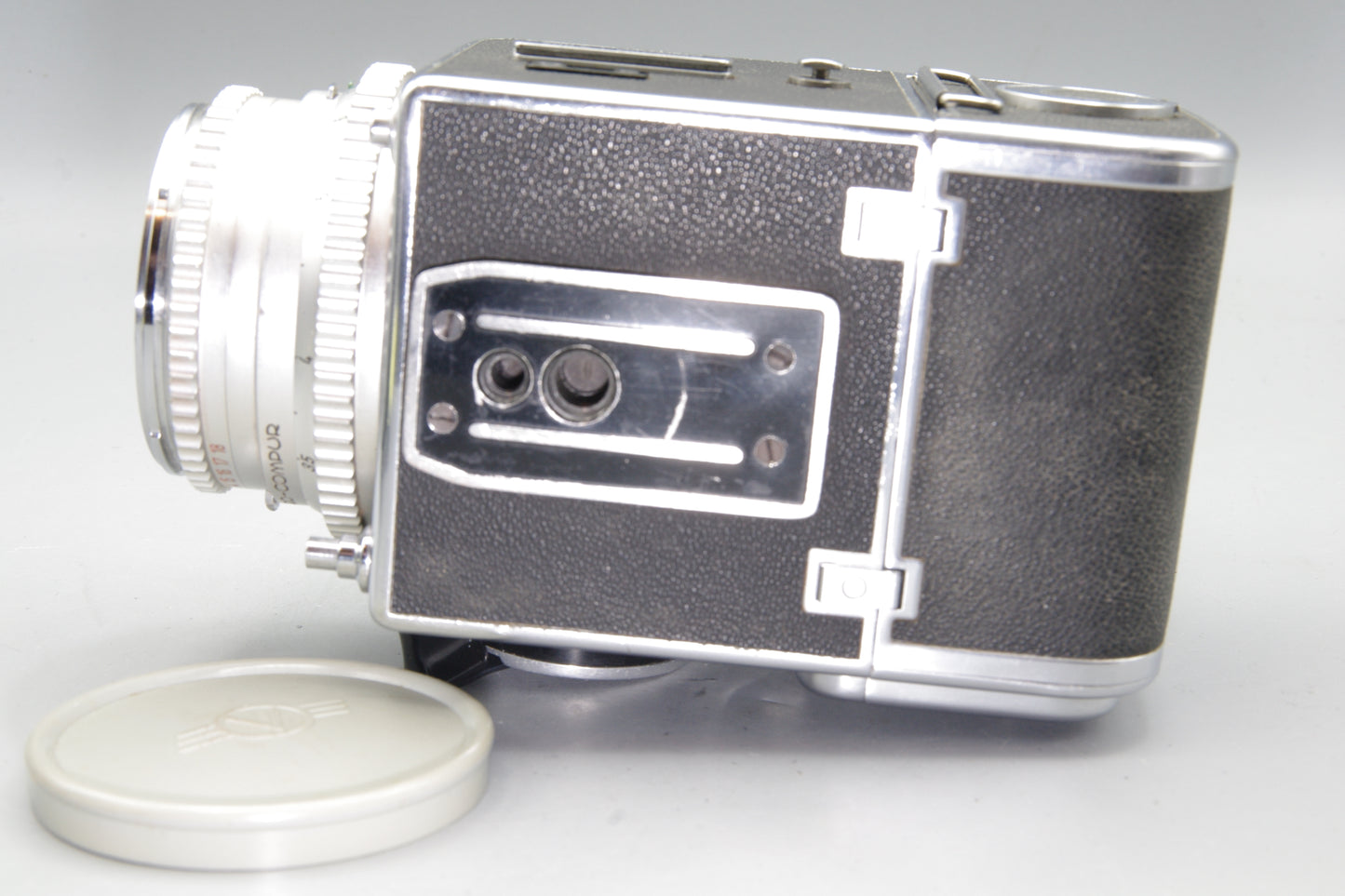 Hasselblad 500C Kit – Planar 80mm, Waist Level Finder, 120 Back