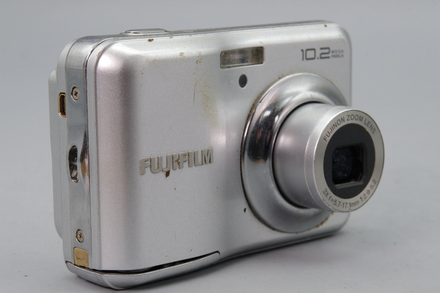 Fujifilm FinePix A170 Digital Camera – 10MP – Tatty but Fully Working