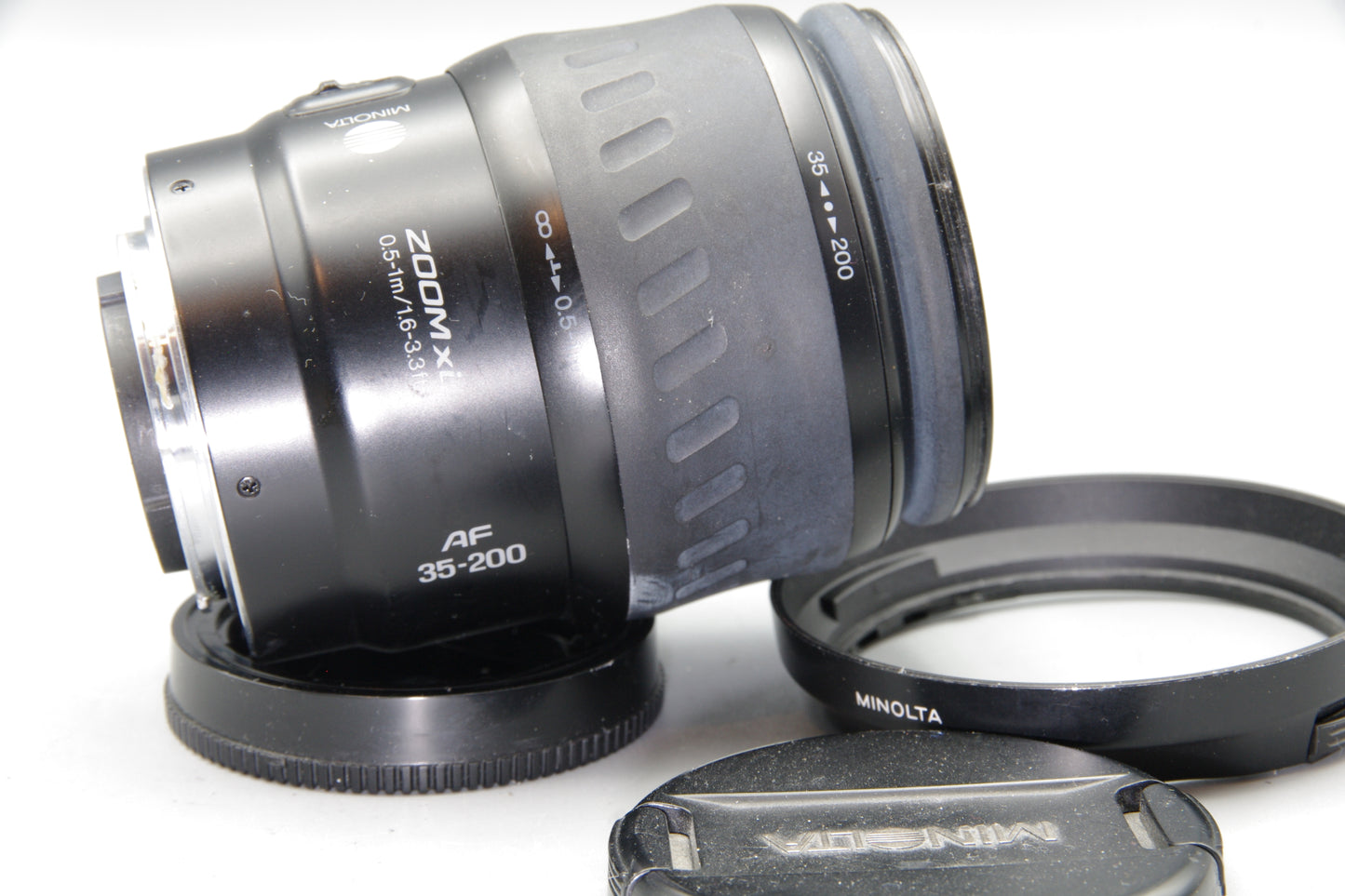 Minolta AF 35–200mm f/4.5–5.6 Xi Lens A‑Mount – Excellent with Hood