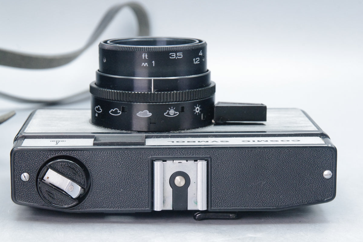 Lomo Cosmic Symbol OMO 35mm Film Camera 40mm f/4 Lens with Case – Excellent