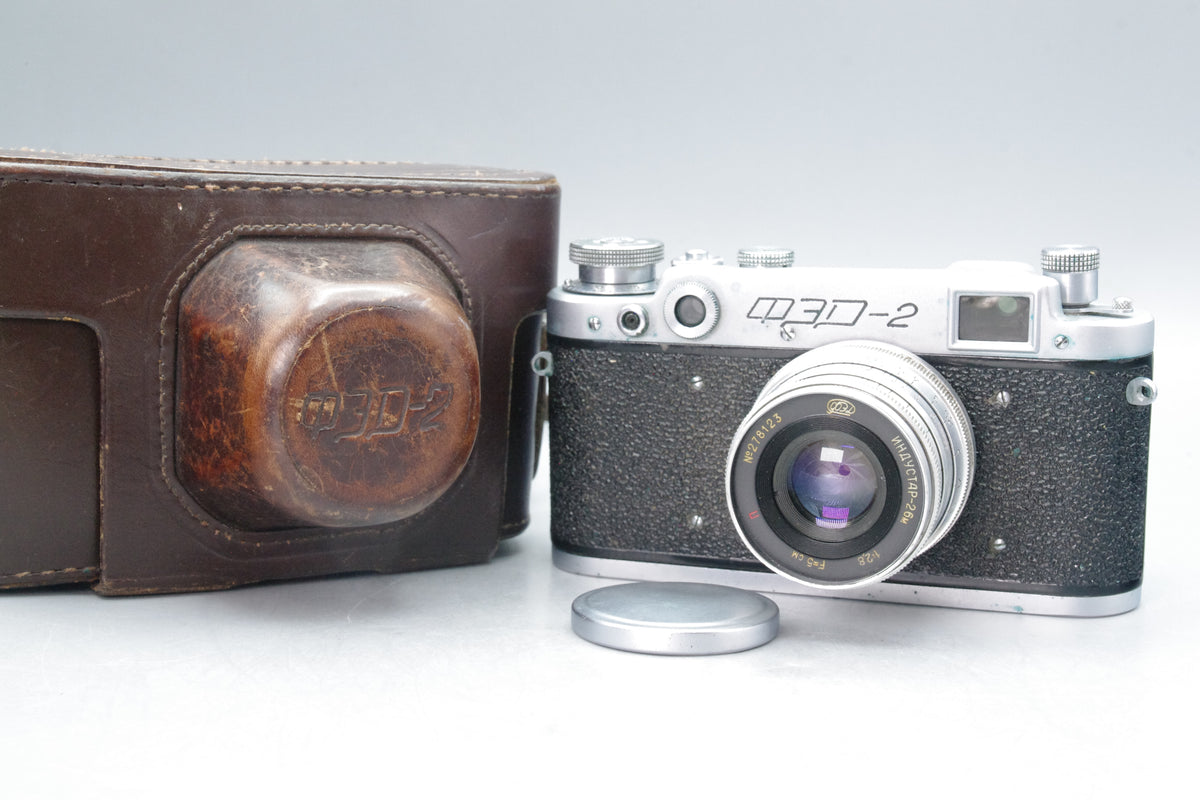 FED‑2 35mm Rangefinder Camera with Industar 5cm f/2.8 Lens & Case – VGC