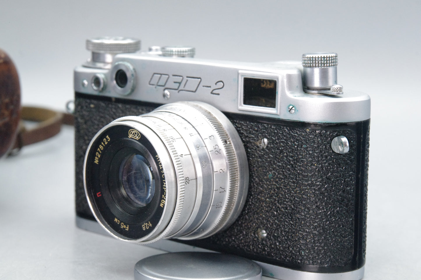 FED‑2 35mm Rangefinder Camera with Industar 5cm f/2.8 Lens & Case – VGC