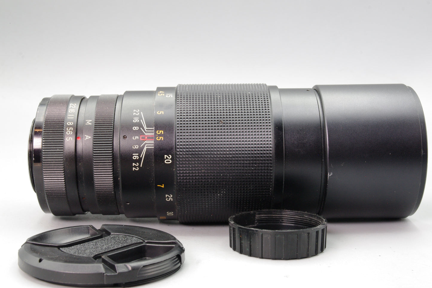 Unitor 300mm f/5 Telephoto Lens – M42 Mount – Manual Focus – VGC