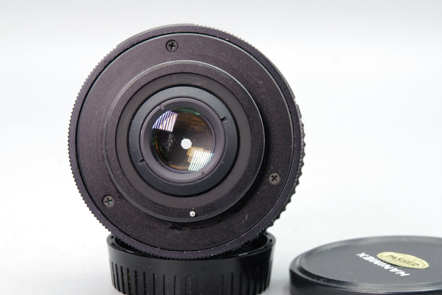 Hanimex Automatic MC 28mm f/2.8 Wide Angle Lens – M42 Mount – VGC