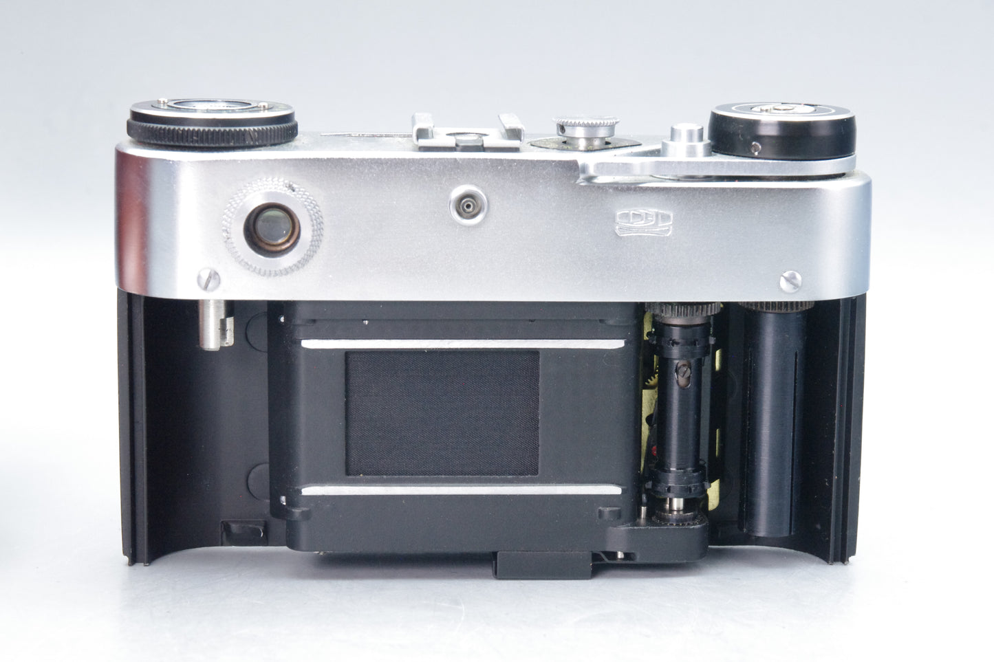 Soviet KMZ FED‑5 35mm Rangefinder with 55mm f/2.8 Lens & Case – Excellent