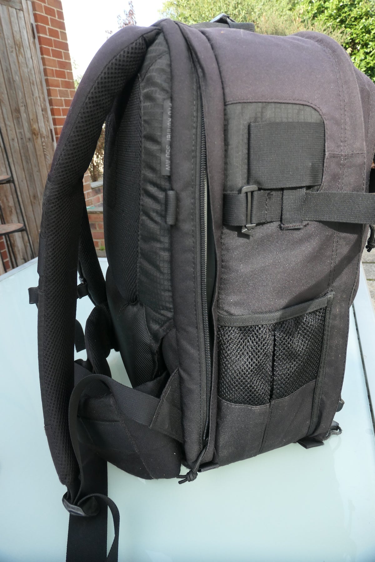 Lowepro Pro Runner 350 AW Camera Bag – All Weather Protection – Good Condition
